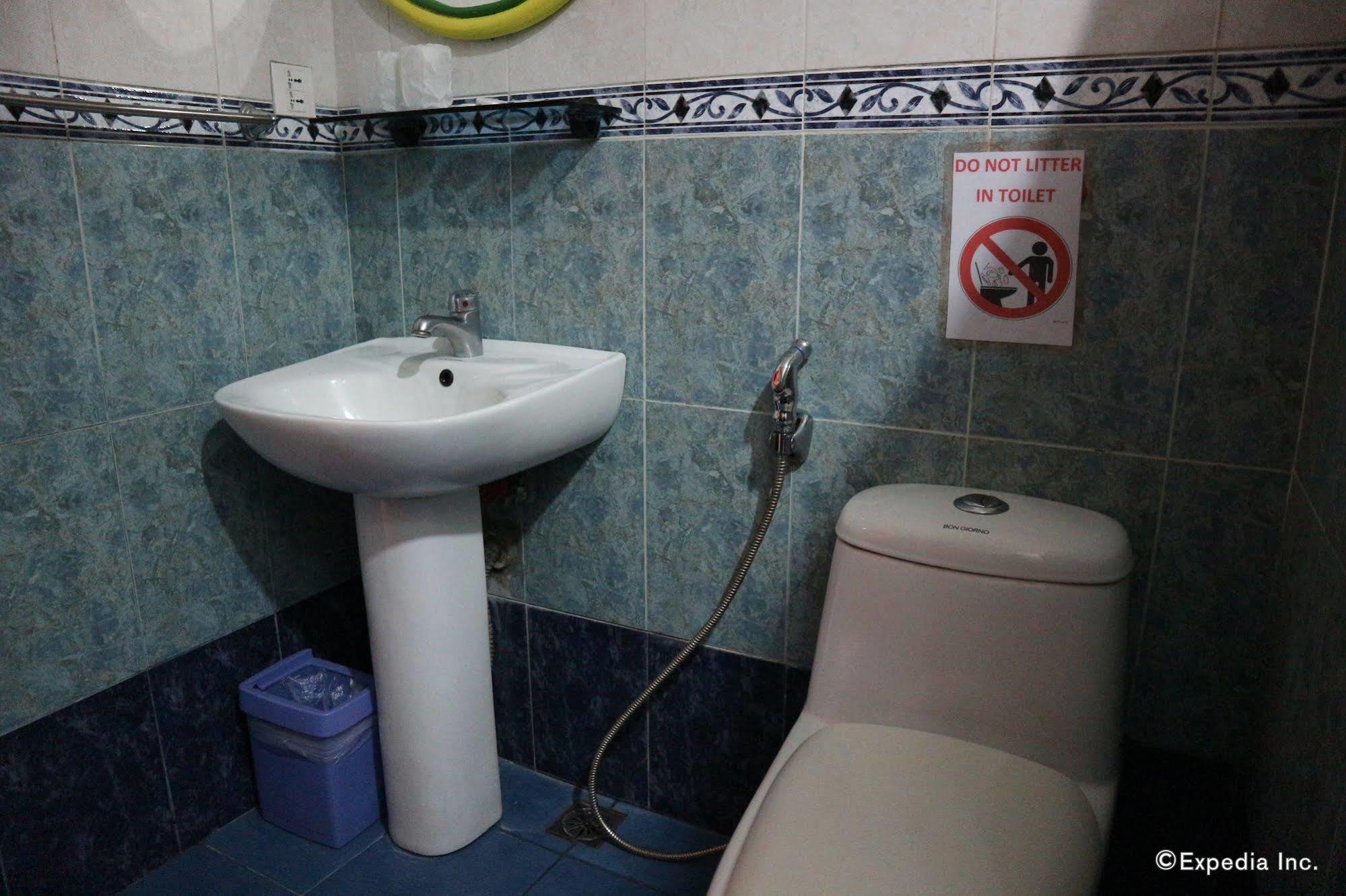 Victory Divers Beach Resort Balabag  Exterior foto